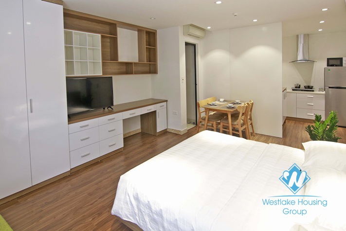 Modern studio for rent in Dich Vong, Cau Giay 2